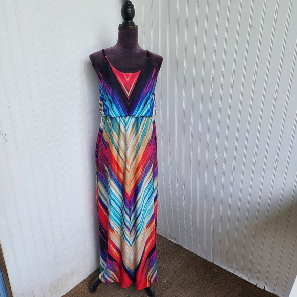 Alloy Apparel Maxi Long Dress Red Blue Sleeveless Geometric Stretch Strap Sz M - Picture 1 of 13
